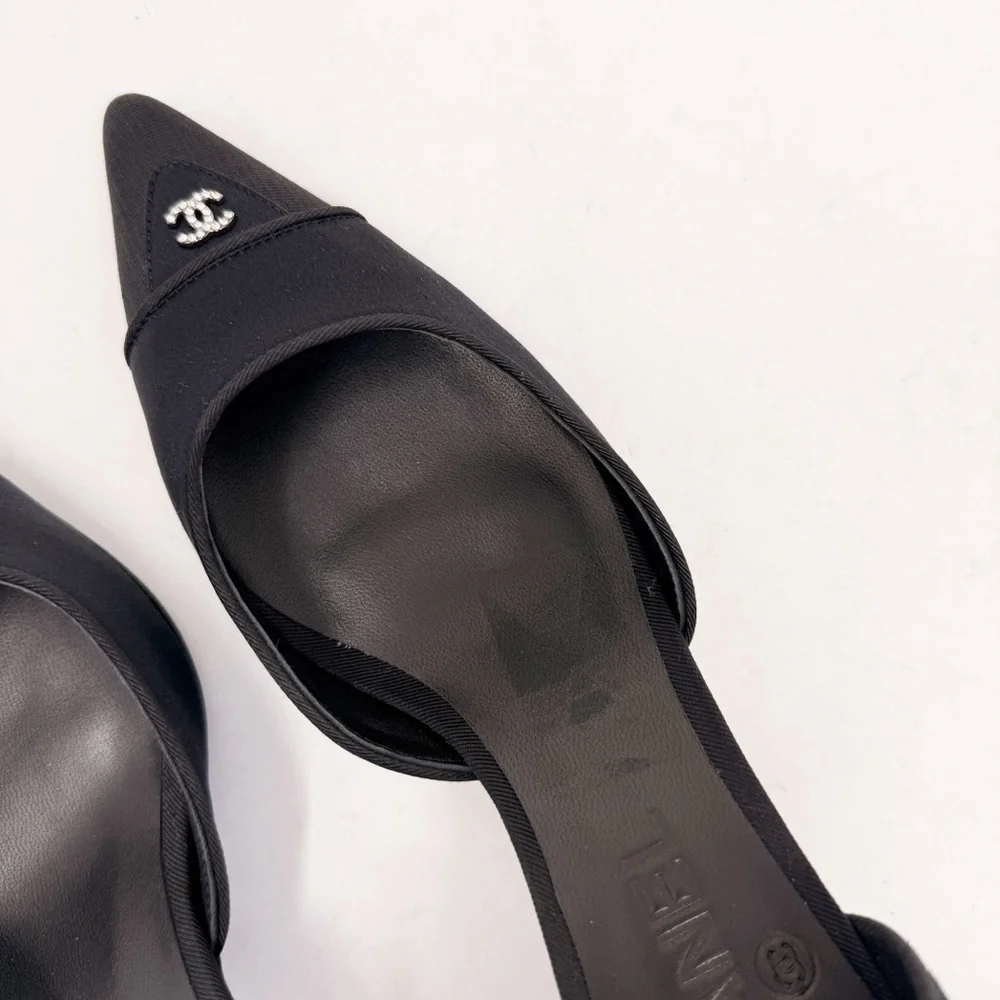 Chanel Black D’Orsay Heels Pointed Toe Kitten Heel Pumps with Silver CC Logo 41 - Picture 11 of 16